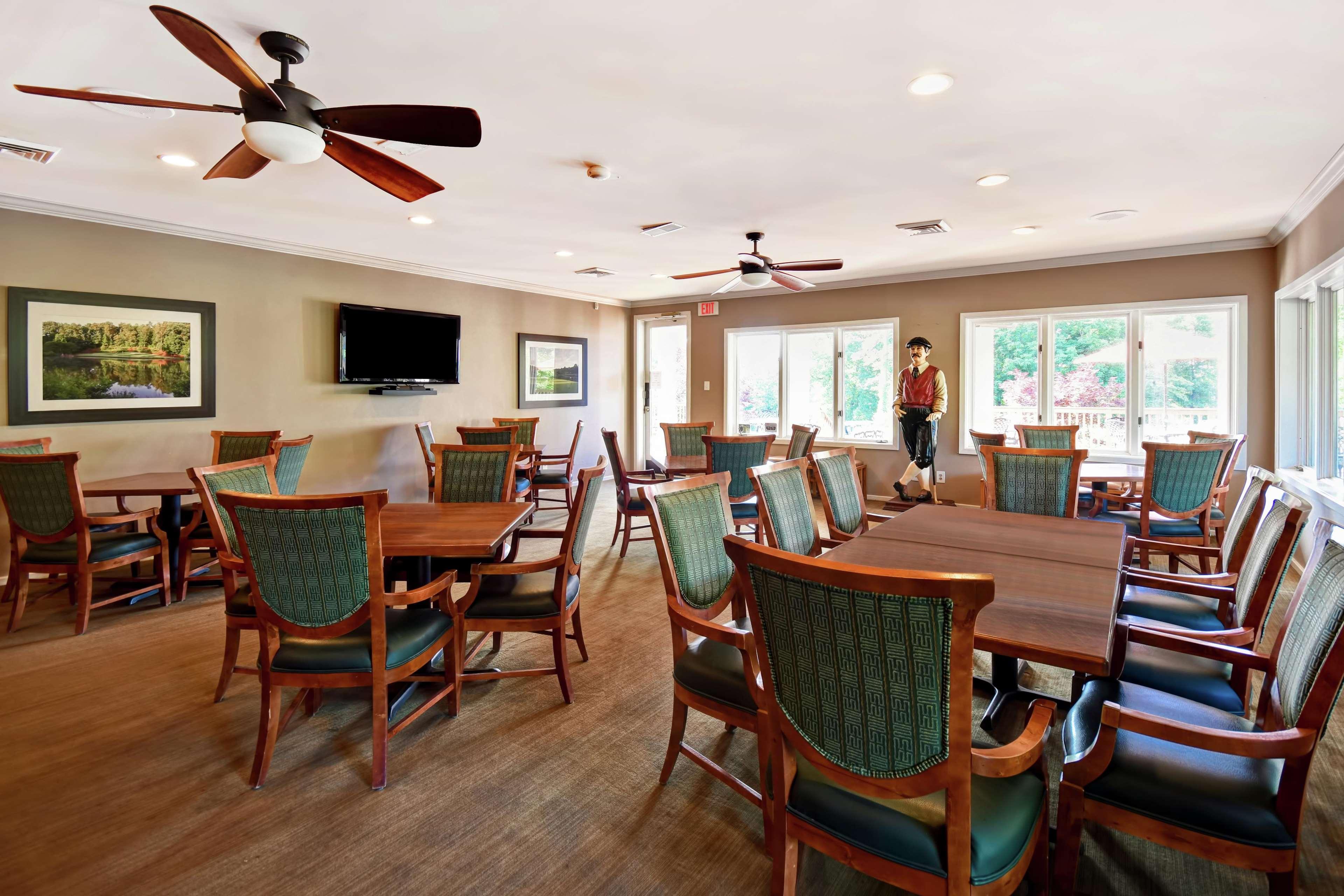 Embassy Suites Greenville Golf Resort & Conference Center Eksteriør bilde
