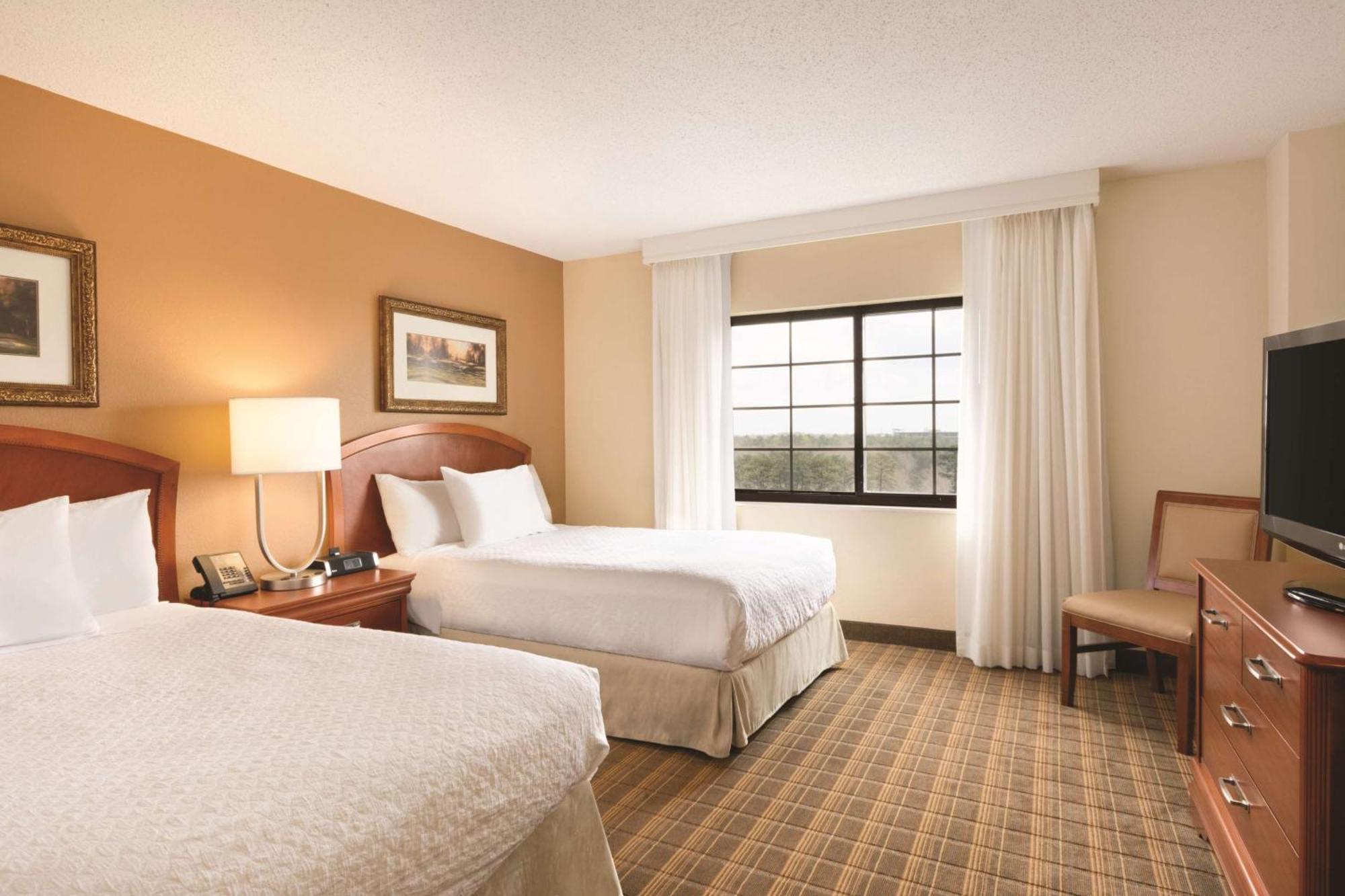 Embassy Suites Greenville Golf Resort & Conference Center Eksteriør bilde