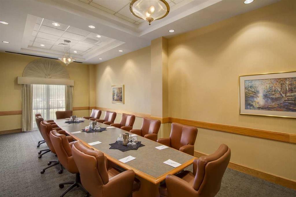 Embassy Suites Greenville Golf Resort & Conference Center Fasiliteter bilde