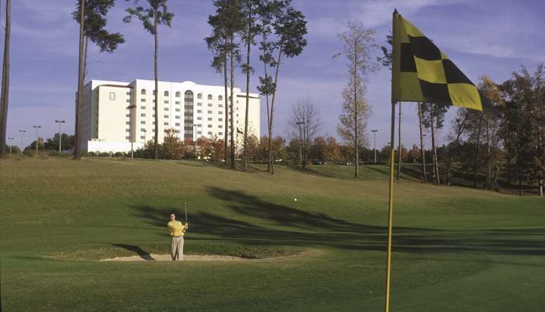 Embassy Suites Greenville Golf Resort & Conference Center Eksteriør bilde