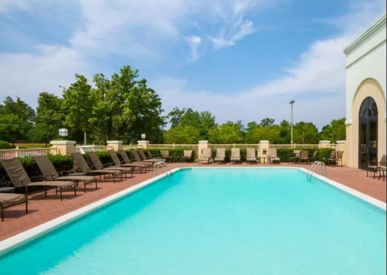 Embassy Suites Greenville Golf Resort & Conference Center Eksteriør bilde